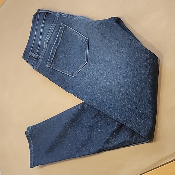 KanCan, Size 26 Super Skinny Shimmer Jeans, Med-Dark Wash, Gently Used Condition - Picture 1 of 14